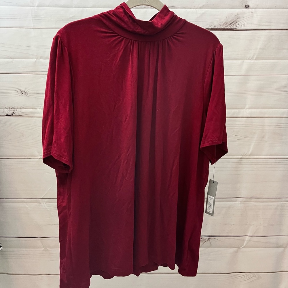 NWT APT.9 short sleeved turtleneck top